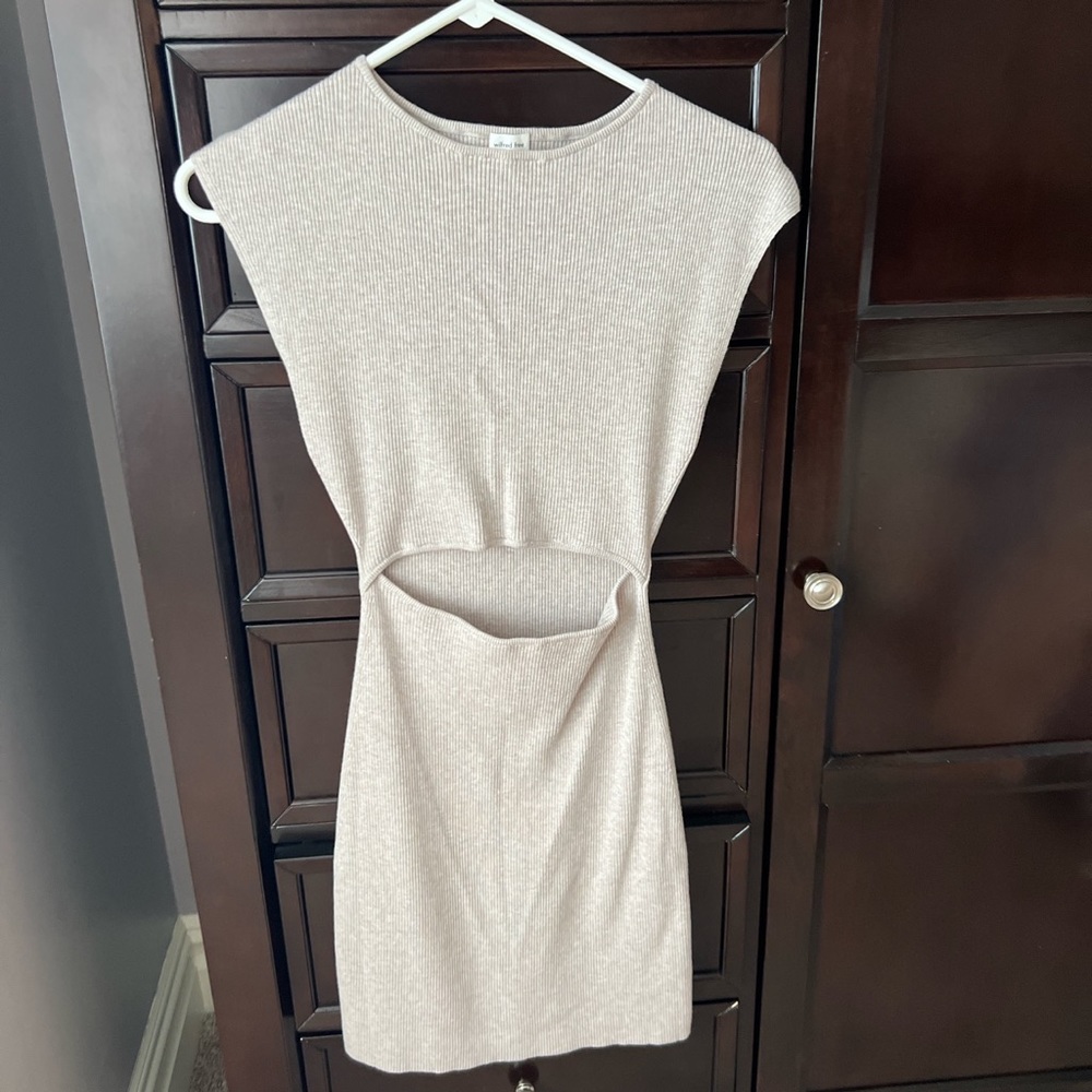 Aritzia Wilfred free dress